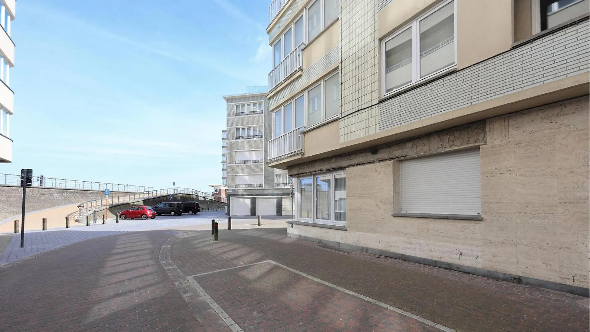 Lovely Apartment In Oostende With Kitchen