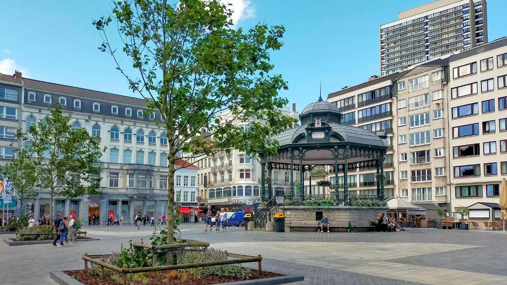 Lovely Apartment In Oostende With Kitchen 0*, Ostend